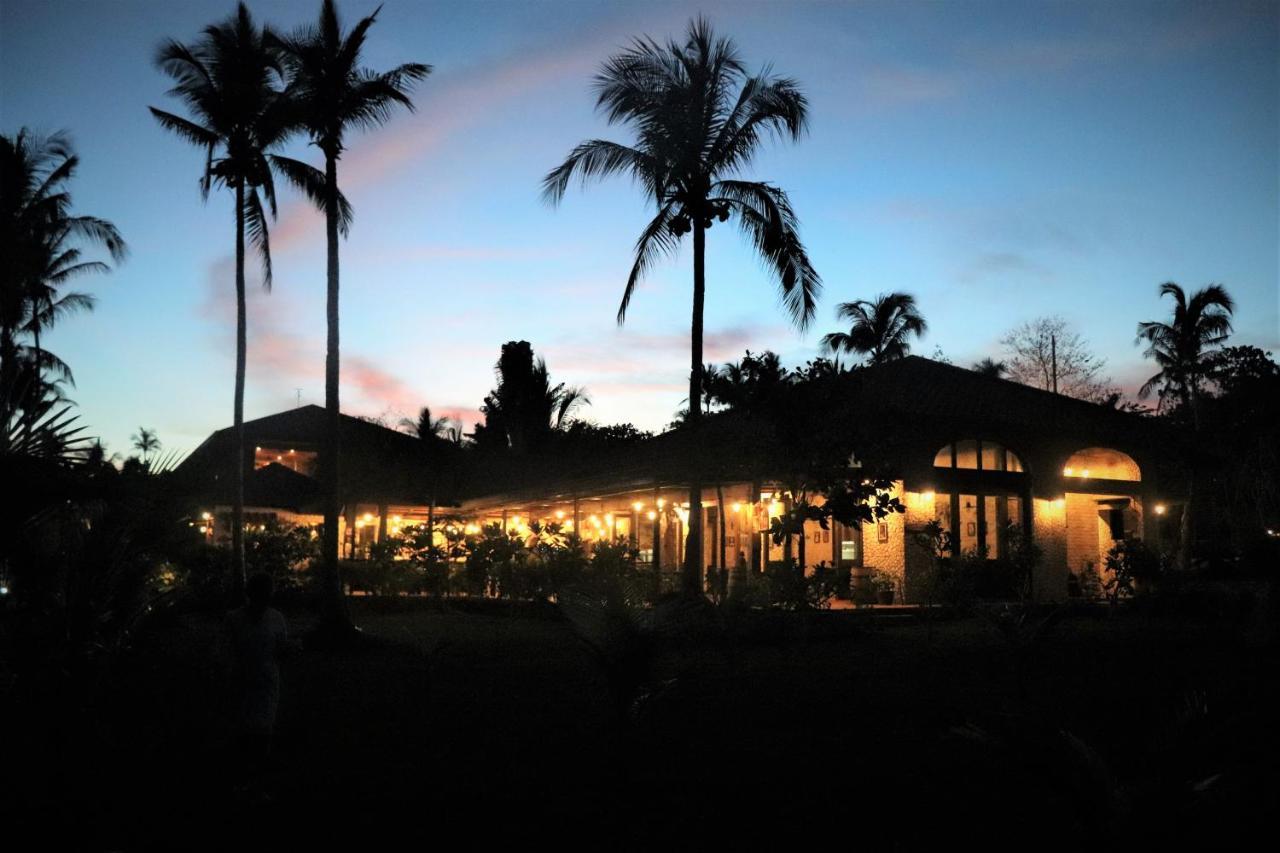 Island View Beachfront Resort อันดา ภายนอก รูปภาพ